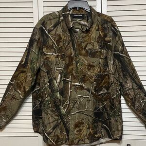 Realtree Como Print Button Up  Shirt Size XL